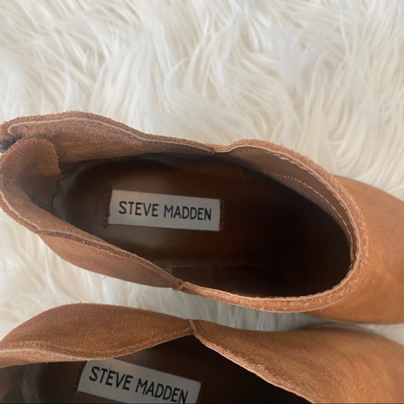 Steve Madden Alyse Darci Suede Ankle Booties - Picture 5 of 7
